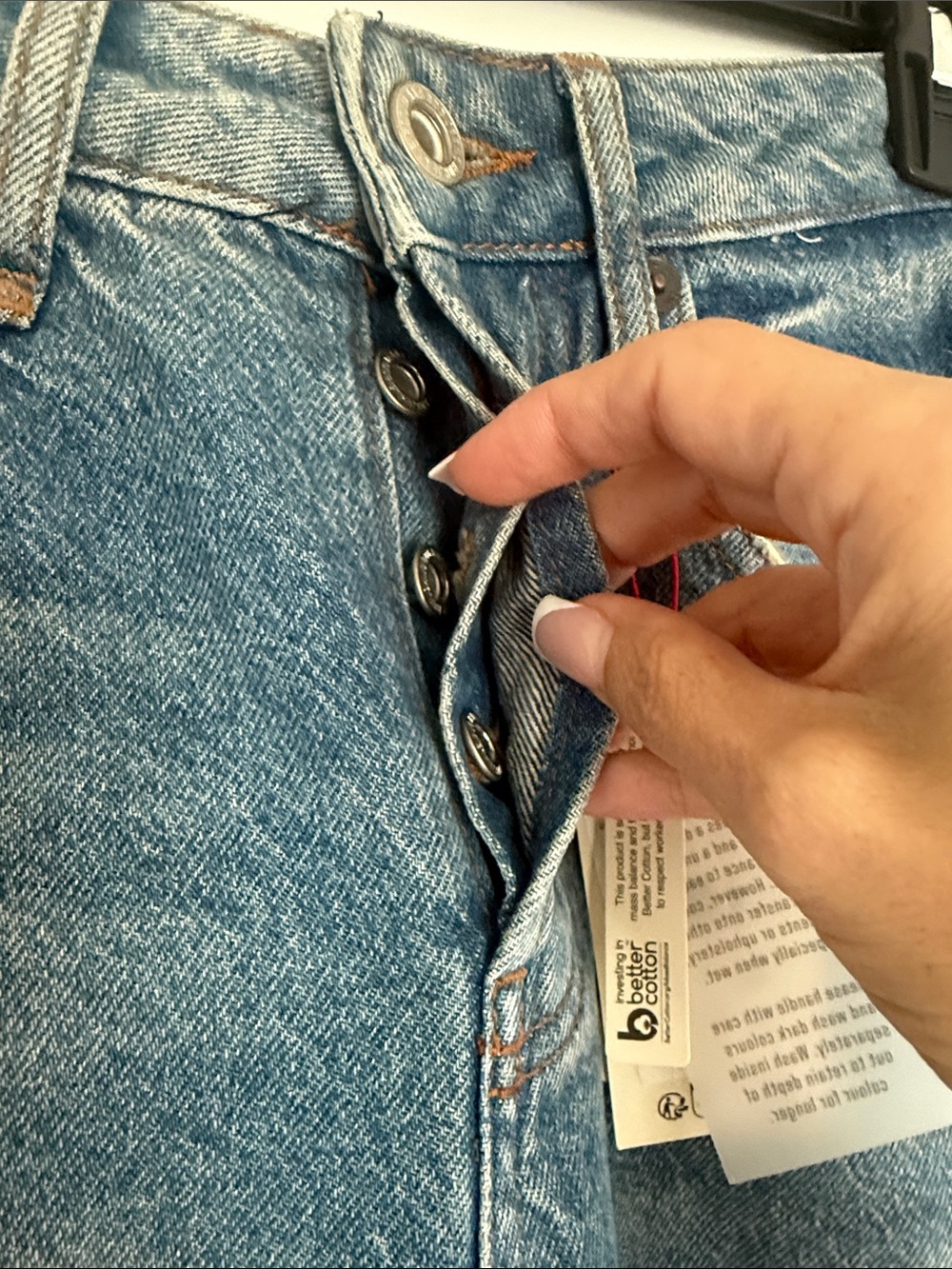 BDG Blue Wide Leg Barrel Jeans - Picture 4 of 8